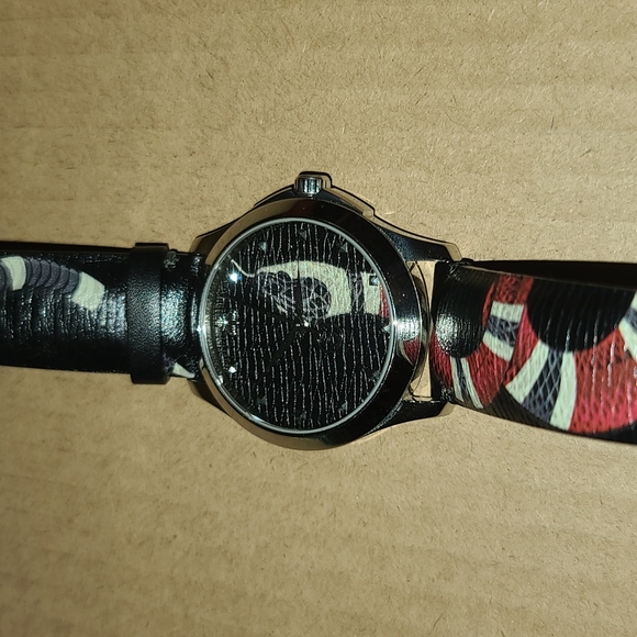 GUCCI WATCH STAINLESS STEEL LEATHER DESIGNER - Picture 1 of 5